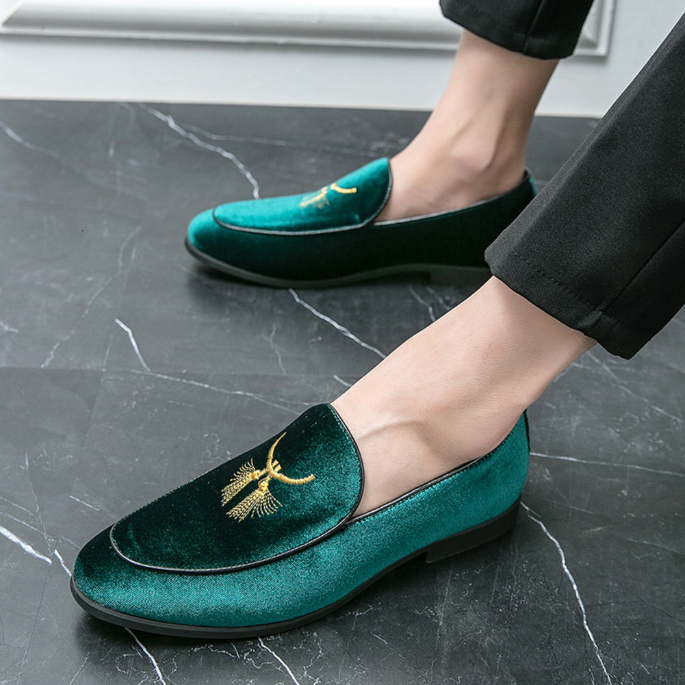 2026 Casual Shoe Men's Wedding Designer Business Embroidery Veet shoe for woman 38~48 Leather Dress Driving Casual Shoes For Men Loafers M 96Ed