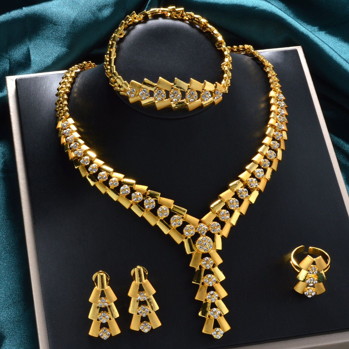 Middle Eastern Necklace Bracelet Ring Earrings Hot Selling Light Luxury Zircon Bridal Jewelry Set Dress Accessories