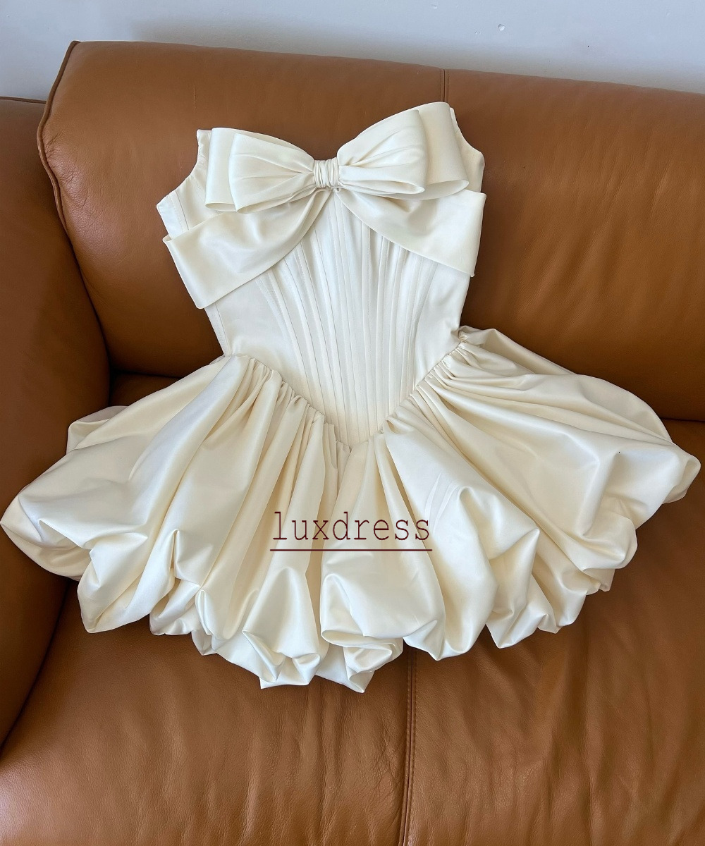 Princess White Homecoming Dresses Sequined Bow Pleat A-line Strapless Mini Prom Dresses Sparkle Elegant Cocktail Evening Gowns For Women