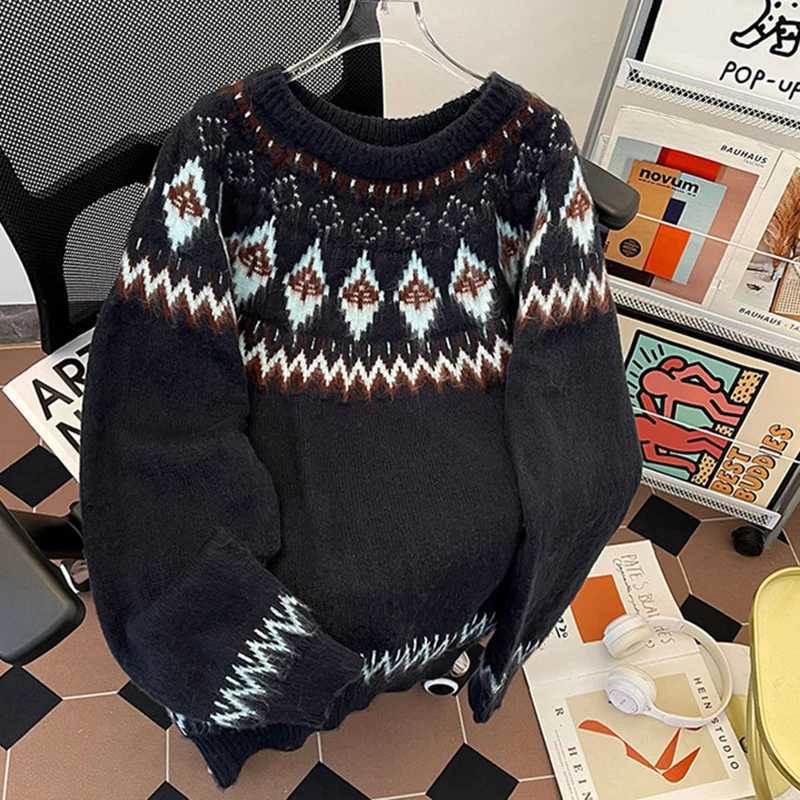 Male Fair Christmas Knitwear Sweater Autumn Winter Geometric Pattern Men's Round Neck Sweater Pullover New Thick Knitwear M261016