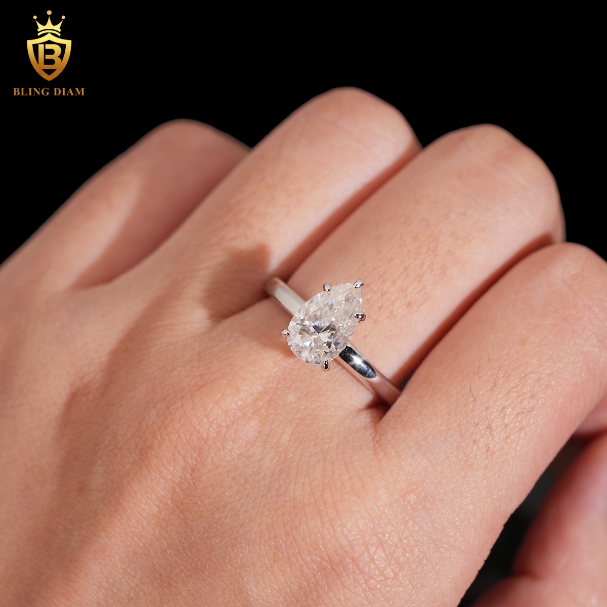 Iced Out Pear Cut VVS Moissanite Ring 925 Sterling Silver White Gold Plated Water Drop Engagement Wedding Ring Fine Jewelry