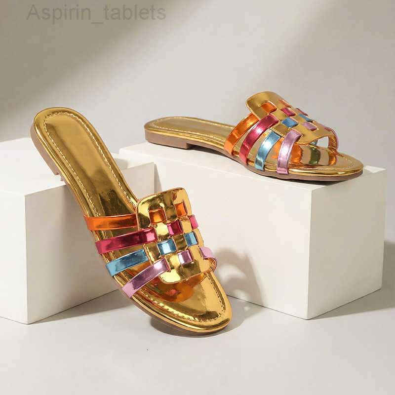 Slippers Free shipping designer Slippers 2026 New Women's Fashion Flat Woven Sandals for Outdoor Wear Versatile One-Piece Flats D261019