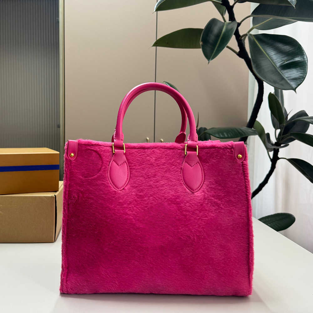 Furry Tote Bag For Women Soft Plush Fur Designer Totes Top Handle Handbag Large Capacity Ladies Shopper Purse Autumn Winter Work Shoulder Bags 26101