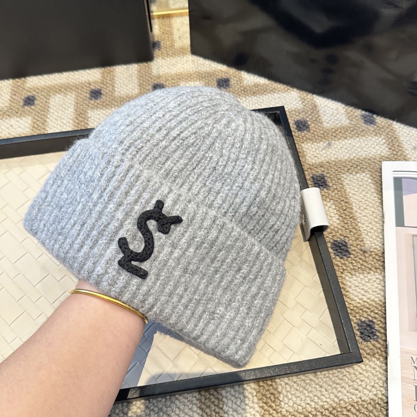 Unisex Winter Knitted Beanie Hat Thick Rib Cuffed Skull Cap Embroidery Letter Warm Outdoor Ski Hats Men Women Streetwear Casual Beanies