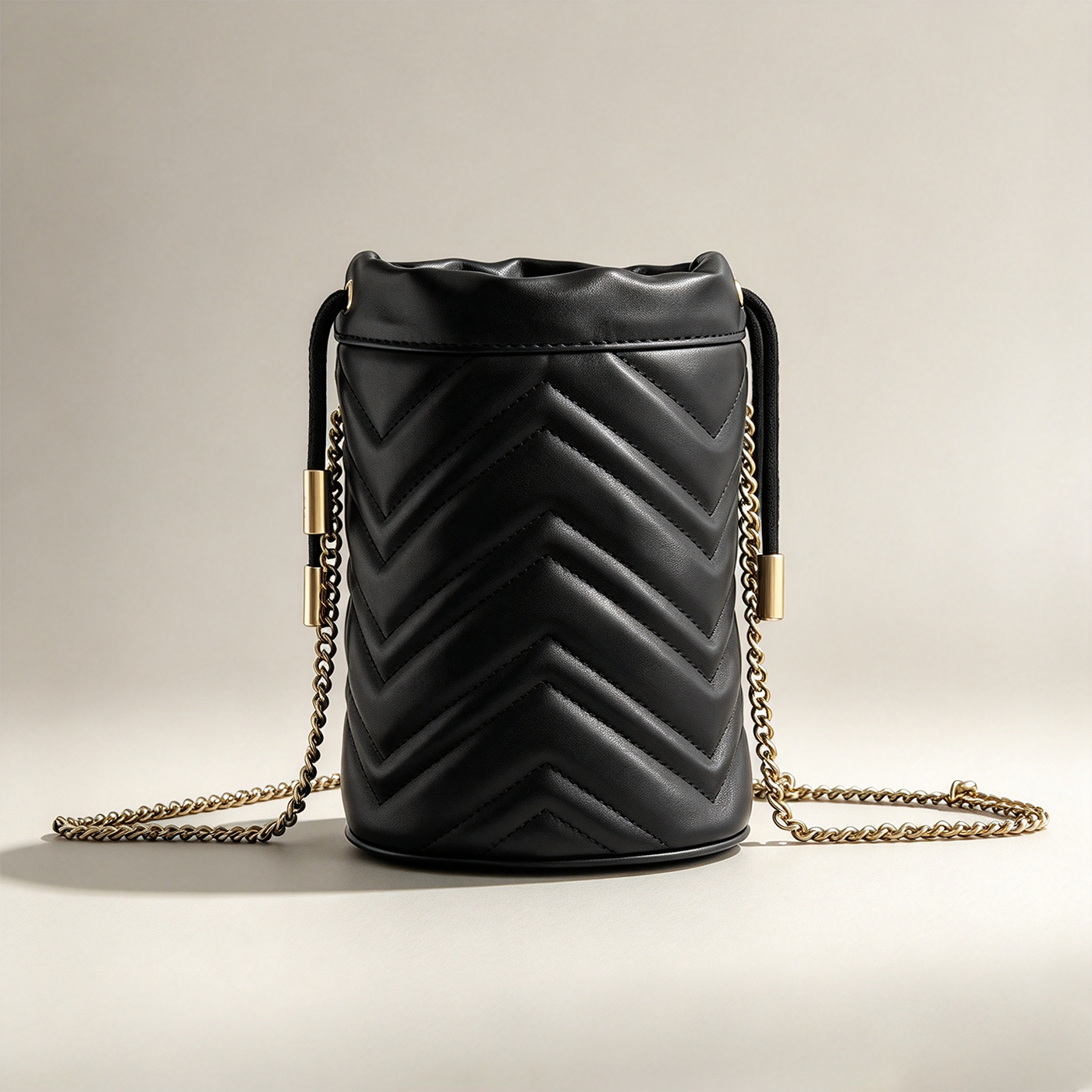 Designer bag Marmonts Mini Bucket Bag Shoulder Bags Women for Chevron Quilted Drawstring Mini Size Bucket Purse Gold Chain Bucket Crossbody bag Dail