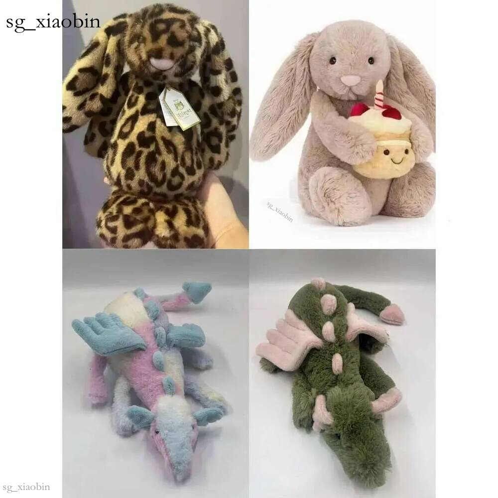 JC Barcelone Robe Ours ; Jouet en peluche ; Narcisse cœur volant ; Dragon Matcha ; Cadeau de la Saint-Valentin ; Cadeau d'anniversaire J260624 ch