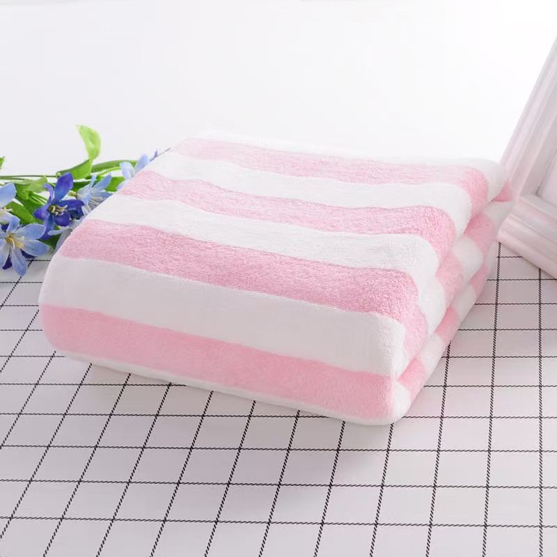 Serviette de bain rayée en molleton de corail, grande serviette de bain douce et absorbante à séchage rapide pour salle de bain à usage domestiqu
