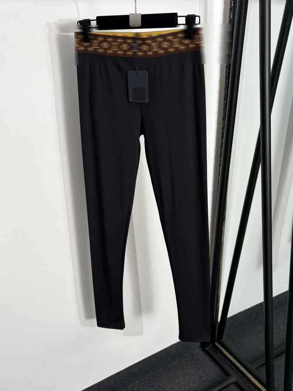 Women's Pants & Capris Designer High-end, elegant, and figure-flattering new style leggings with leather label and stretchy, slim-fit design N7