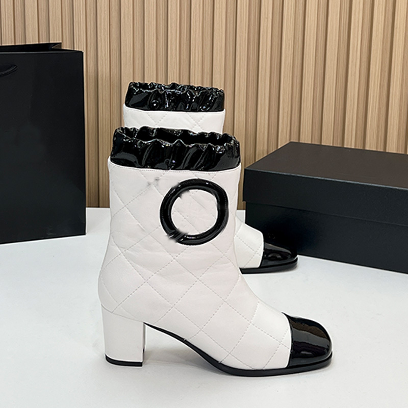 Fashion Designer Womens Lace Knight Short Boots Luxurious Square Toe White Diamond Grid Calf Leather Short Boots Womans Classic Daily Wear Ankle Boo