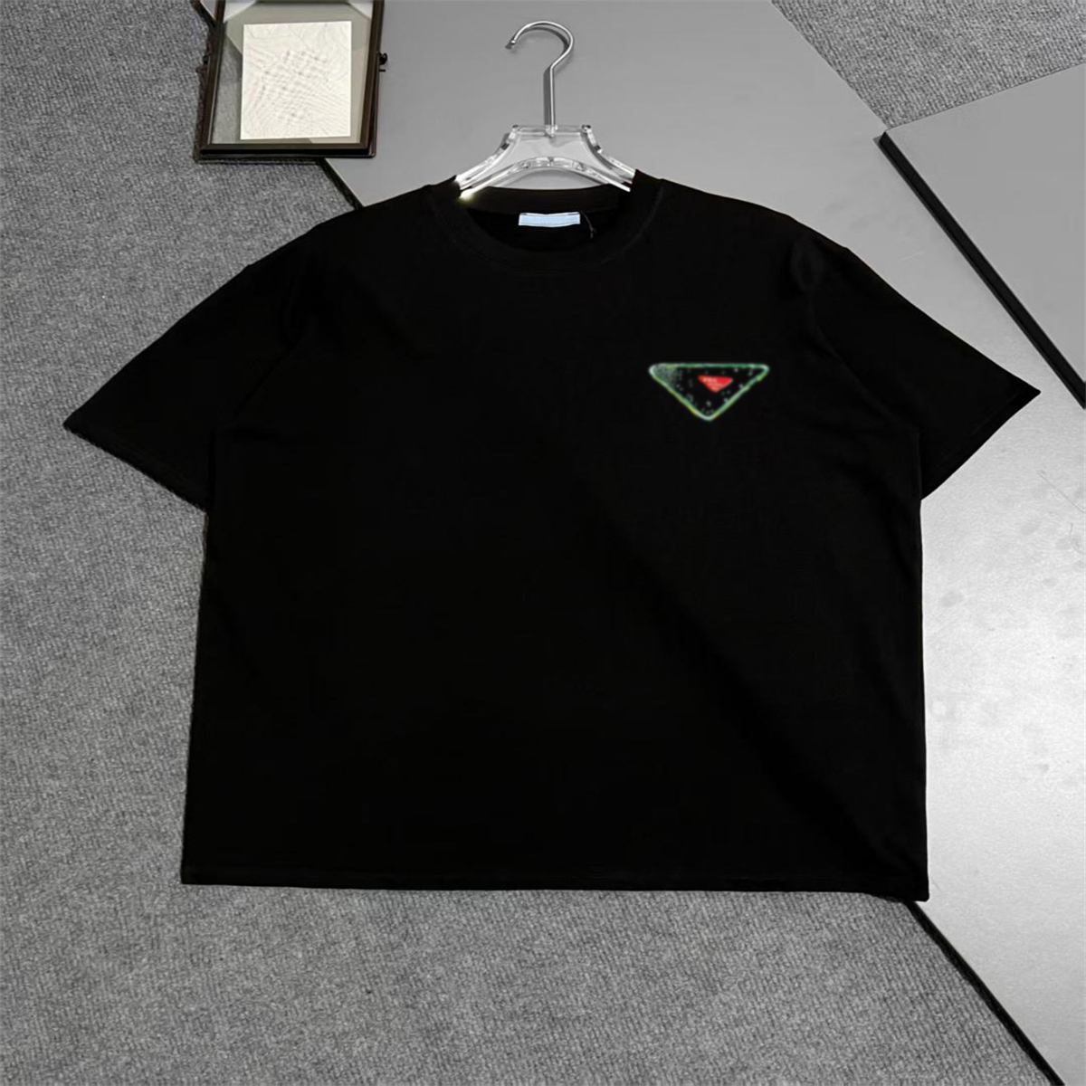 2026 Tees Mens Designers T Shirt Man Womens tshirts With Letters Print Short Sleeves Summer Shirts Men Loose Tees 61017c21