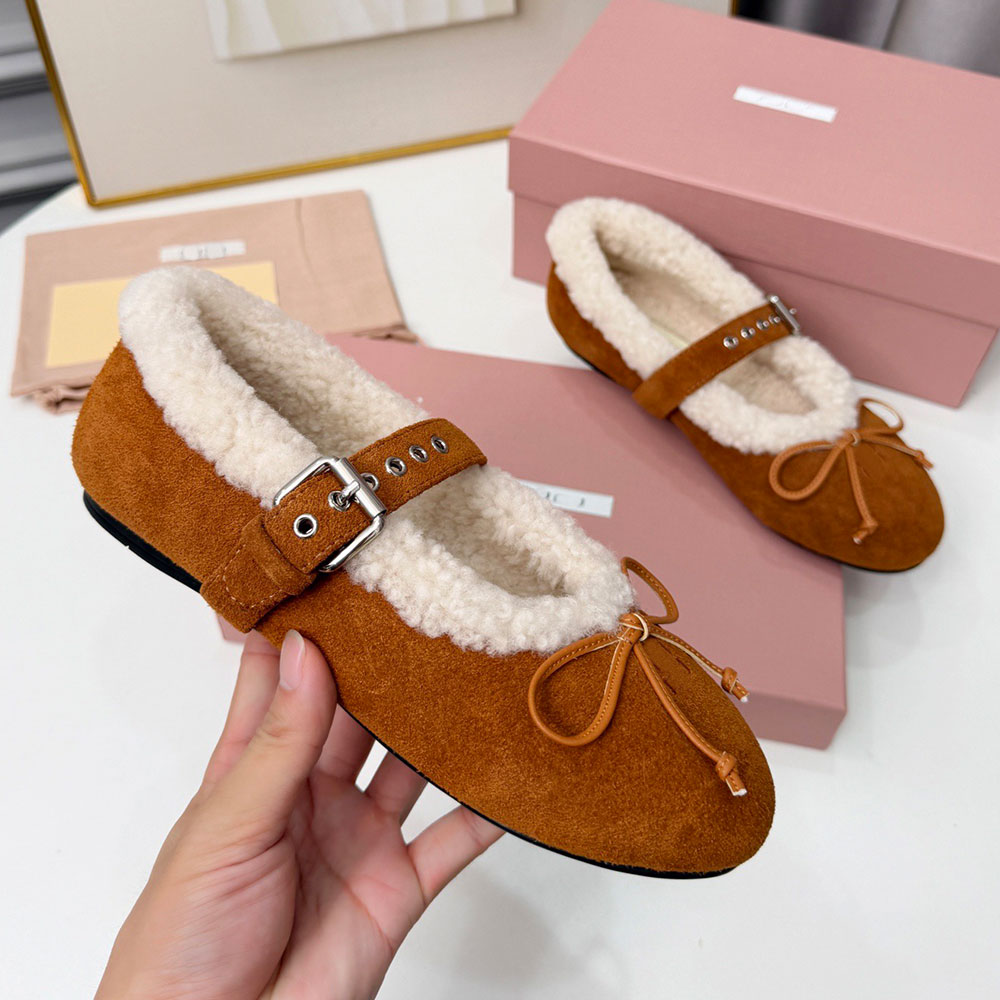 Suede And Shearling Ballerinas Luxury Designer Bowtie Ballerina 5F764E Retro Style Womens Ballerina Warm Shearling Lining Winter Ballet Pump Rubber