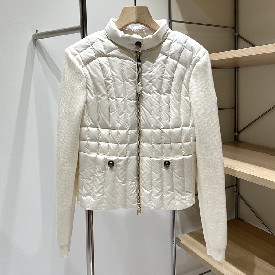 Designer Down Jacket Veste de mode Manteaux classiques Grand col de fourrure Manteau Furry Top Classique Luxe Manteaux courts Veste Épaissi Femme