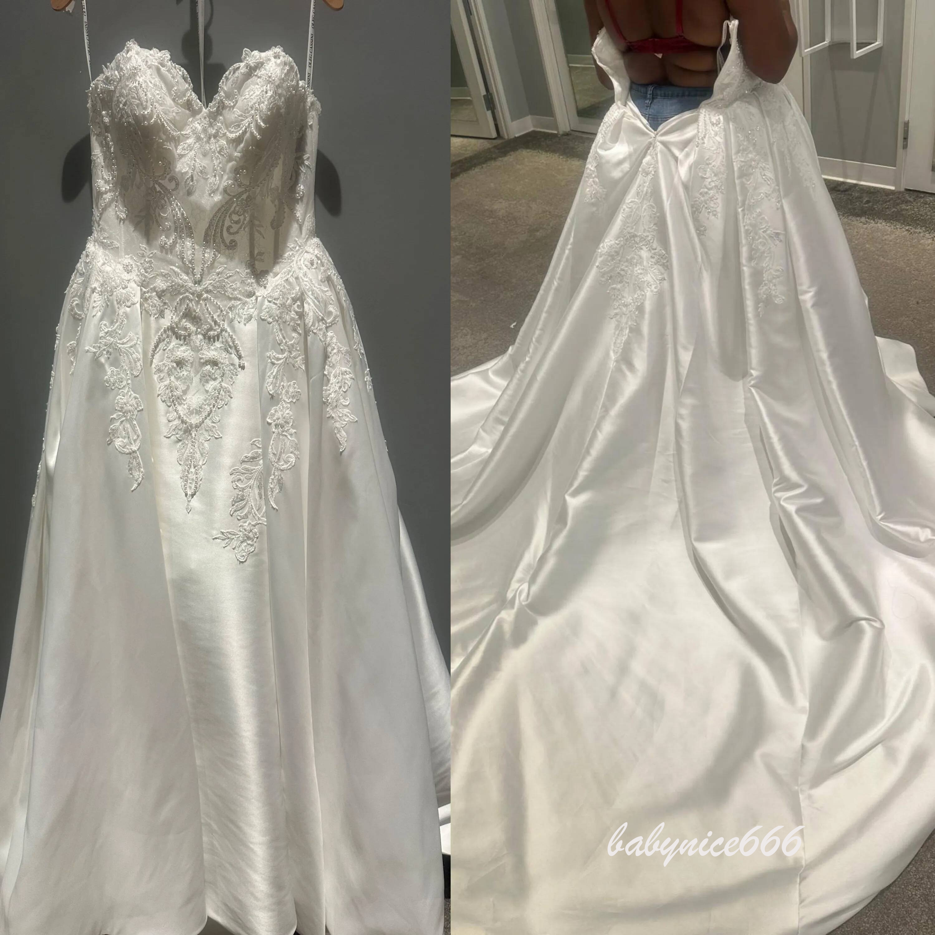 Chic Inspired Ivory line Wedding Dresses Sweetheart Appliques Beaded Satin With A Petticoat Vintage Elegant Charming Bridal Gowns Dress Z233