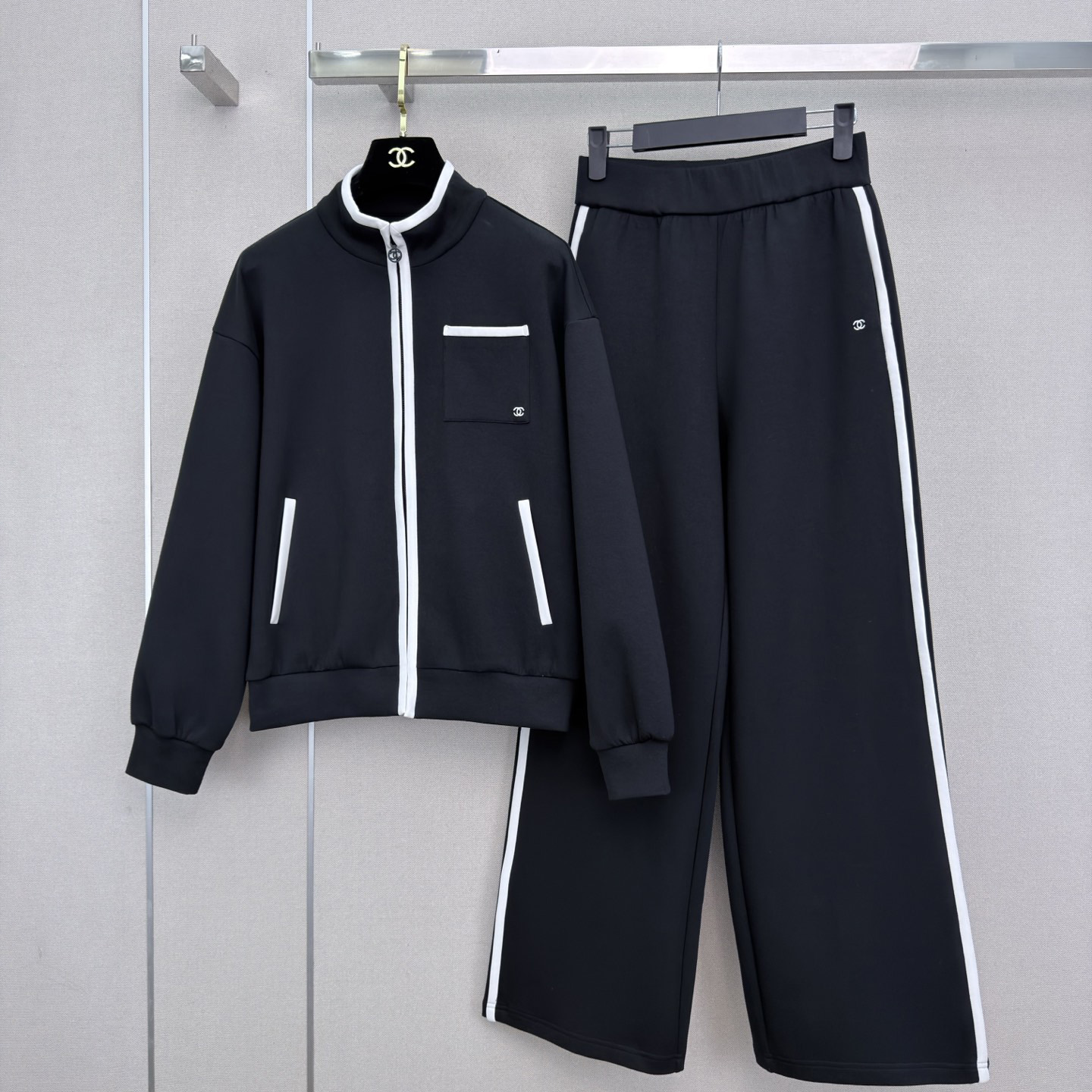 Old Money Aesthetic Classic Black White Two Piece Jogging Suits Women Long Sleeve Zip Up Cardigan Jacket Full Length Draped Sweatpants Outfits