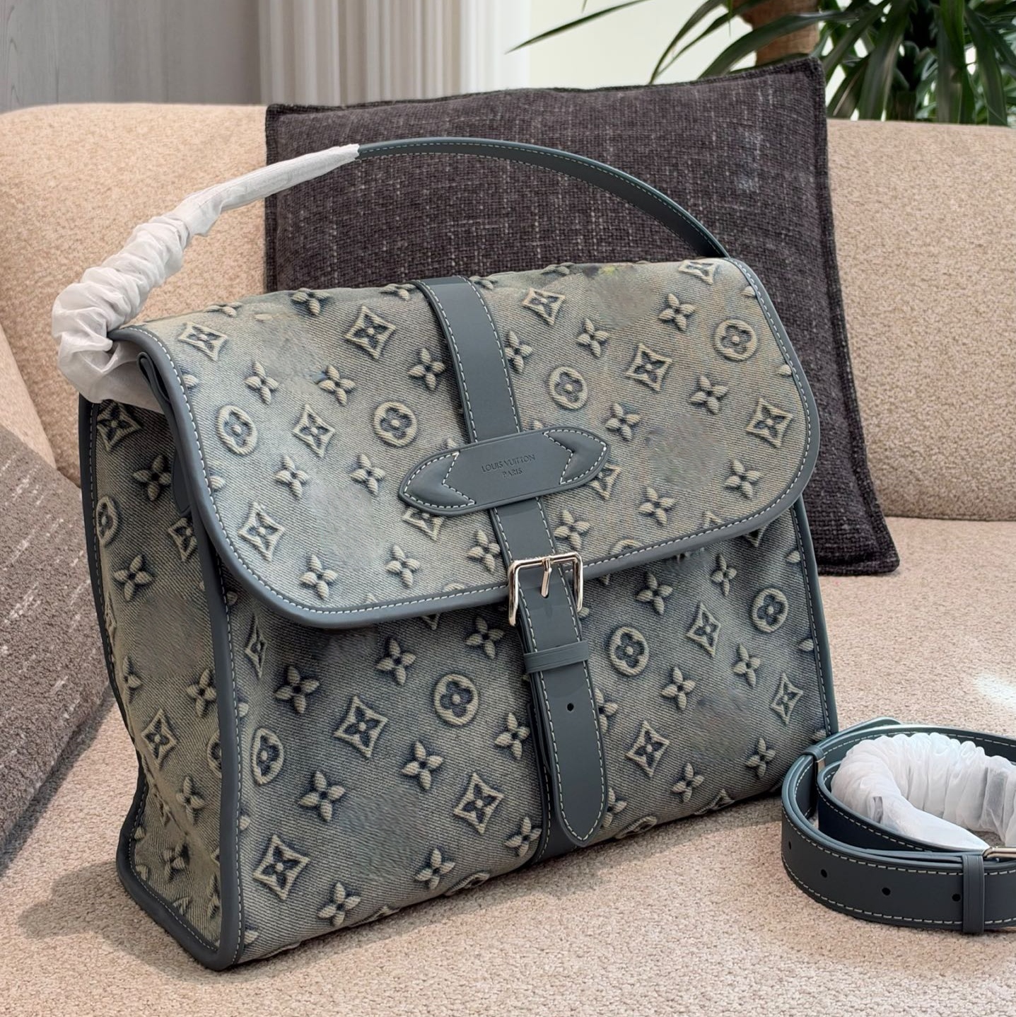 Women Retro Denim Embossed Series Messenger Flap Bag Top Handle Removable Wide Strap Leather Edge Embossed Print Designer Crossbody Bag Multiple Sty
