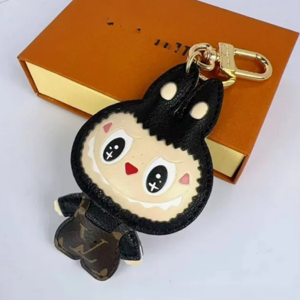 Keychains Lanyards Designer keychain wallet Accessories bag charm luxury designers v Keychain Handmade Leather Keychains Women Bag Pendant gift AA