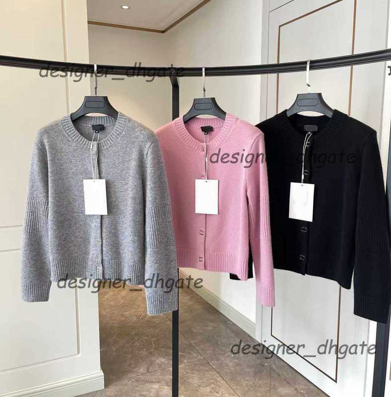 Women's Sweaters designer woman pink new luxury clothes Cardigan Long Sleeve coat Single Breasted Contrast Color Button Knitted