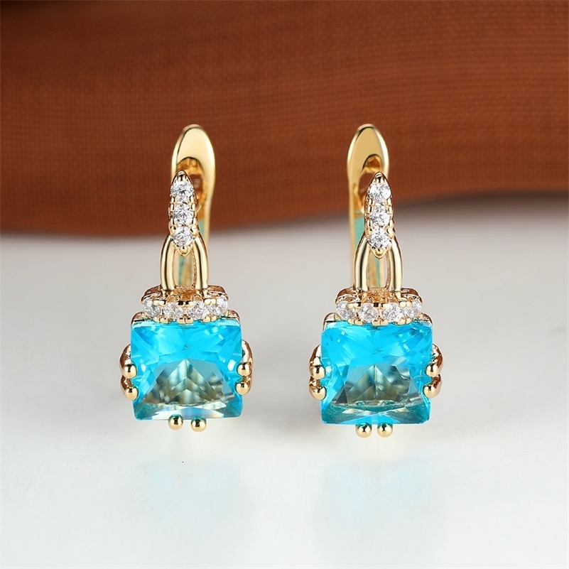 Ocean Blue Square Cubic Zirconia Earrings Large Blue Square Diamond Inlaid Exquisite and Elegant Womens Earrings260508