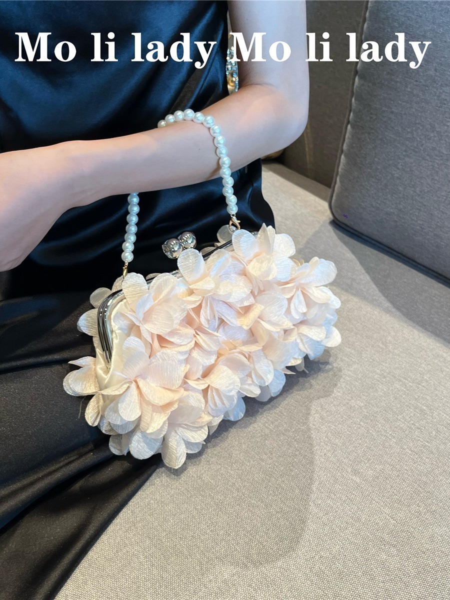 Sac de créateur vintage de luxe printemps été pétale soirée banquet pochette robe Cheongsam correspondant au nouveau sac de style national Hanfu