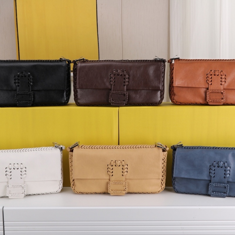 Designer Bags 2026 Trends Vintage Braided Edge Women Baguette Bag Retro Soft Leather Flap Shoulder Purse Multiple Colors Ladies Crossbody Handbag