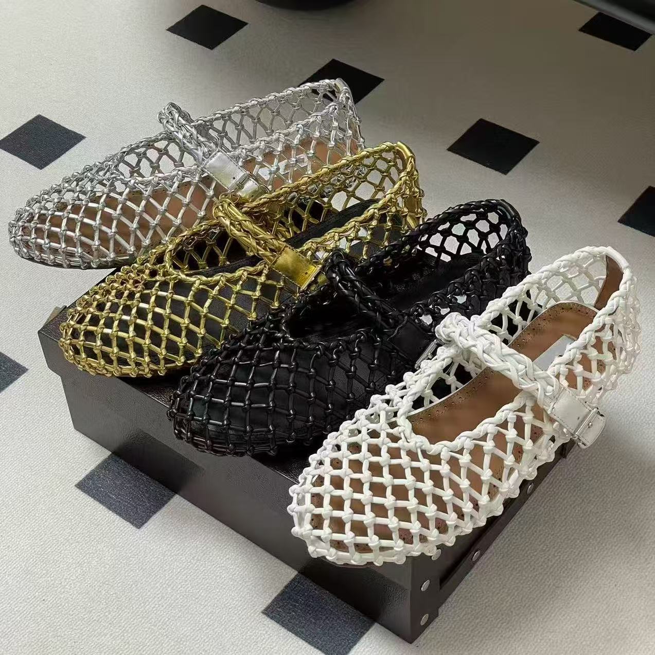 Top qualité Designer femmes grille creuse chaussures plates découpe respirant Mary Jane appartements léger décontracté chaussures de marche quoti