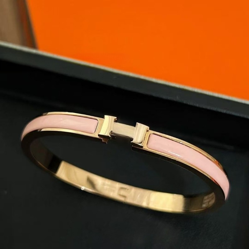 Luxury Designer Clic Enamel Bangle 18K Gold Plated Stainless Steel Clasp Narrow Bracelet Classic Minimalist Stackable Couple Bracelet Jewelry Gift f