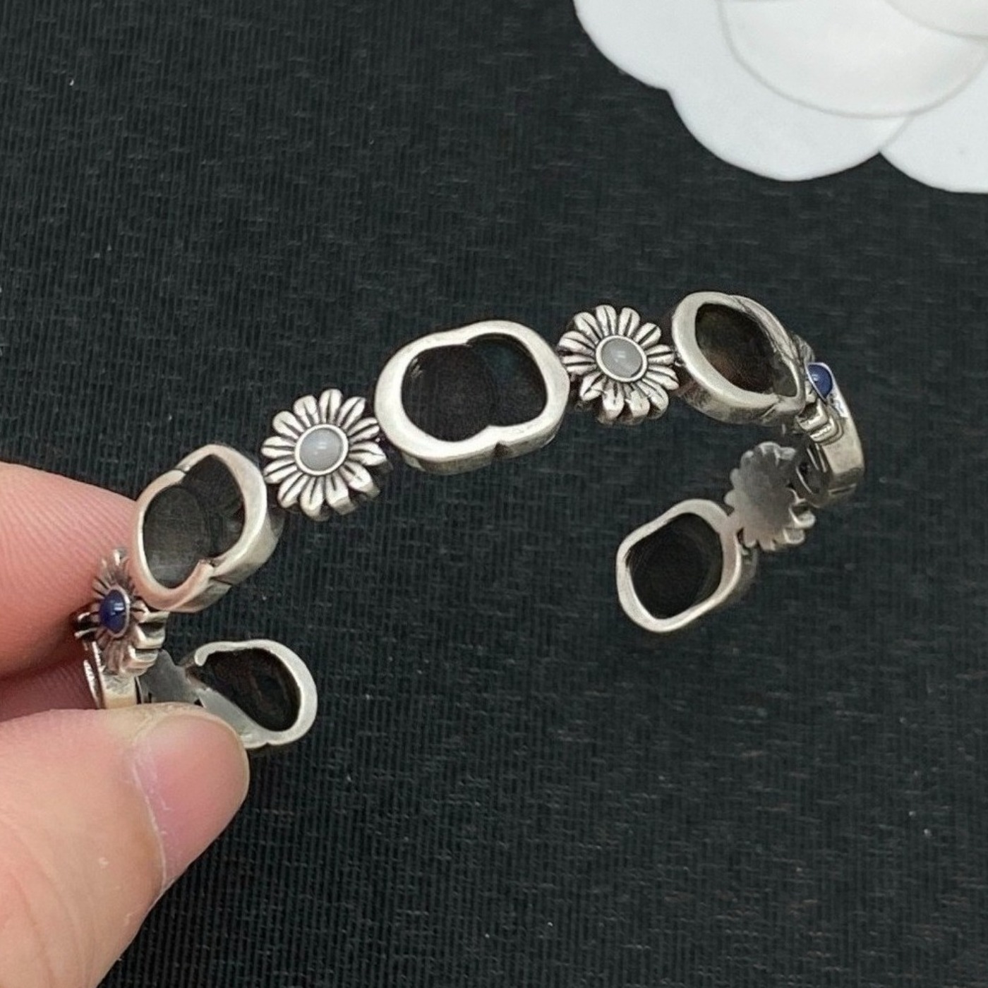 Bangle Bracelet Women Retro Bracelets Designer Bracelets Letter Luxury Gift Flower Rope Charm Open Diamond Bracelets Couple Designer Jewelry Women