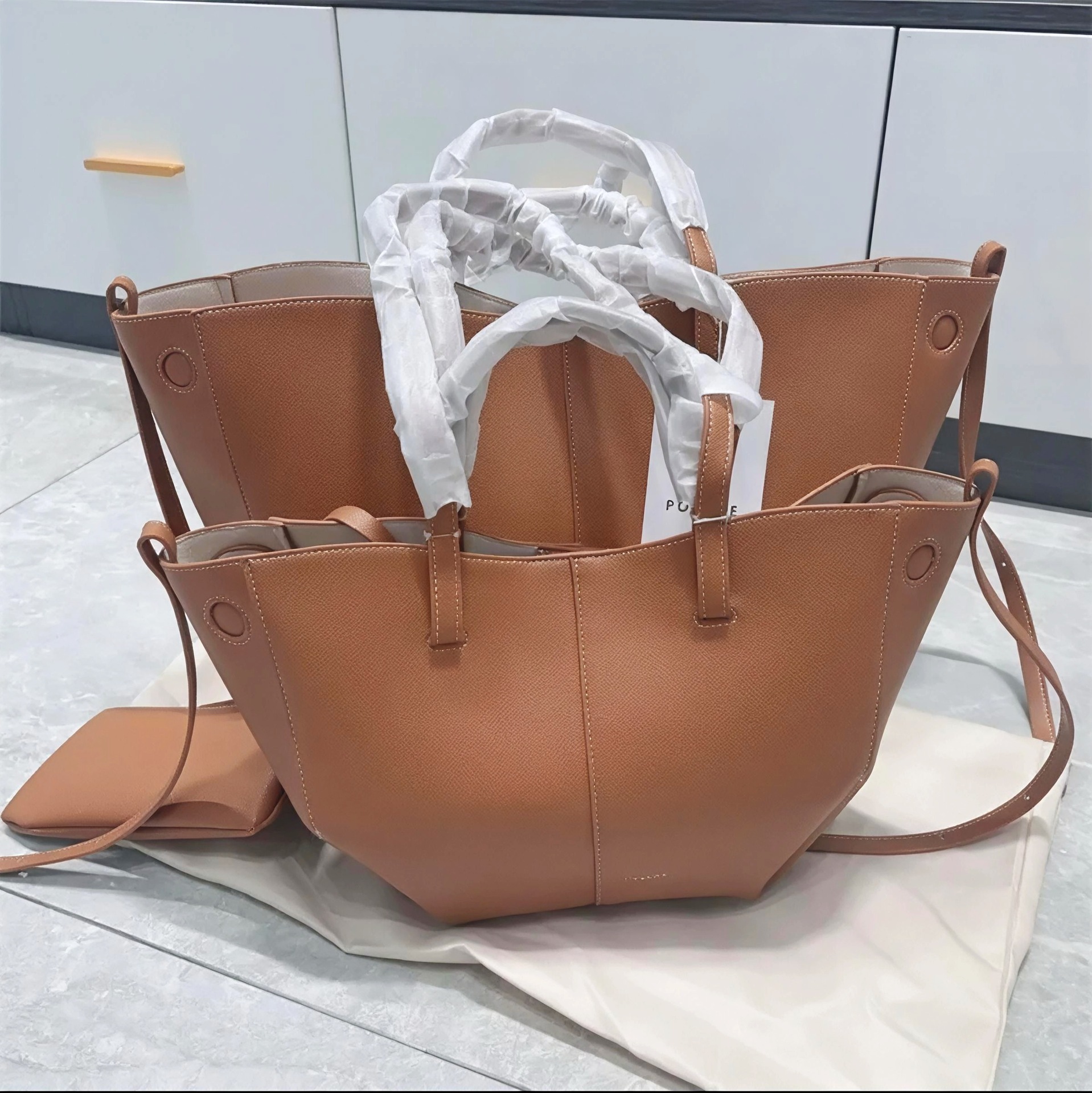 Sac à main fourre-tout élégant et Unique pour femmes, grand sac à bandoulière en cuir souple, sangle latérale réglable pour un usage quotidien au