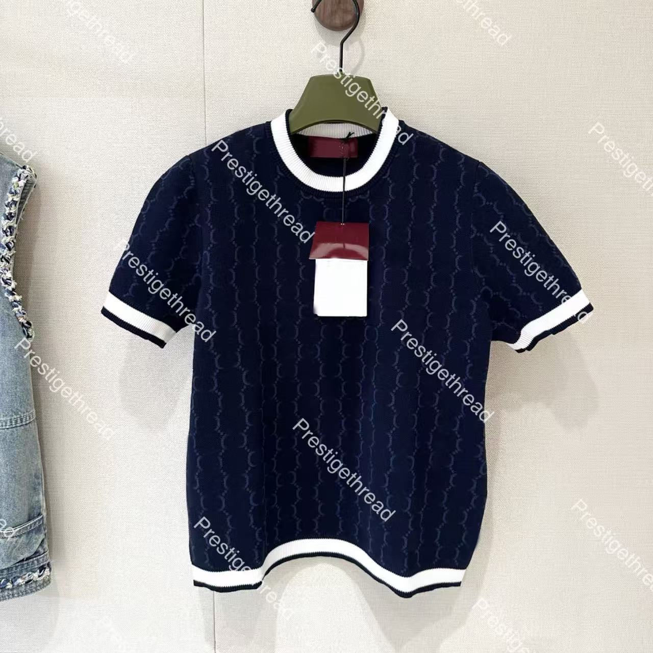 2026 Early Autumn Classic Quilted Logo Color-Block Trim Slim-Fit Women's Knits & Tees Designer High Quality