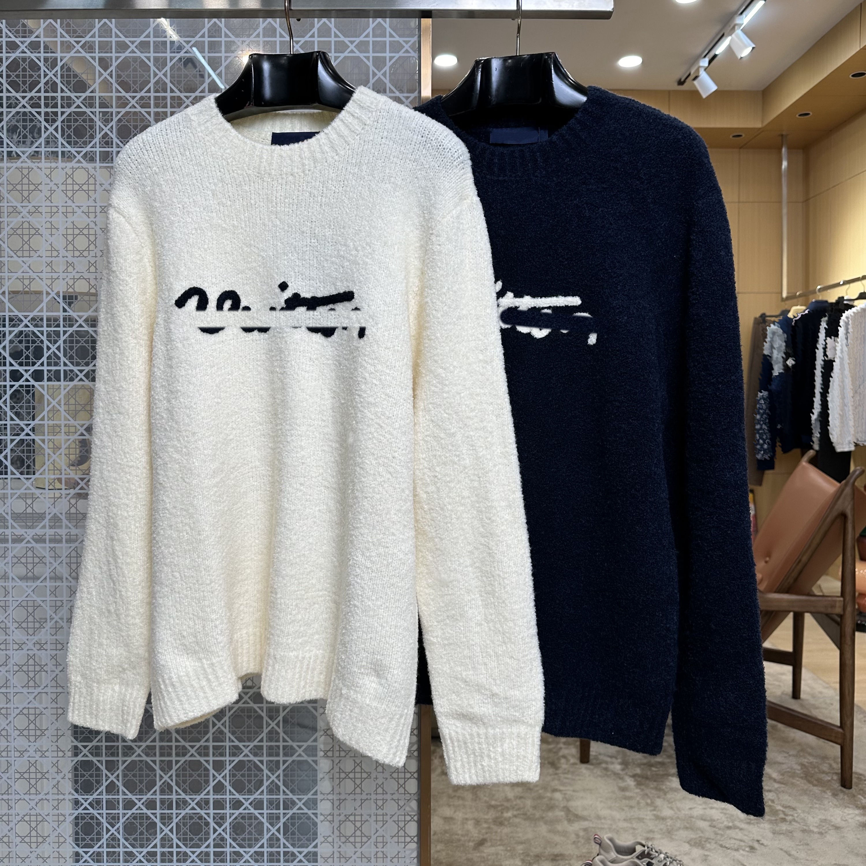 High quality clothing men's sweaters autumn and winter designer embroidered round neck wool sweaters for couples long sleeved wool sweaters
