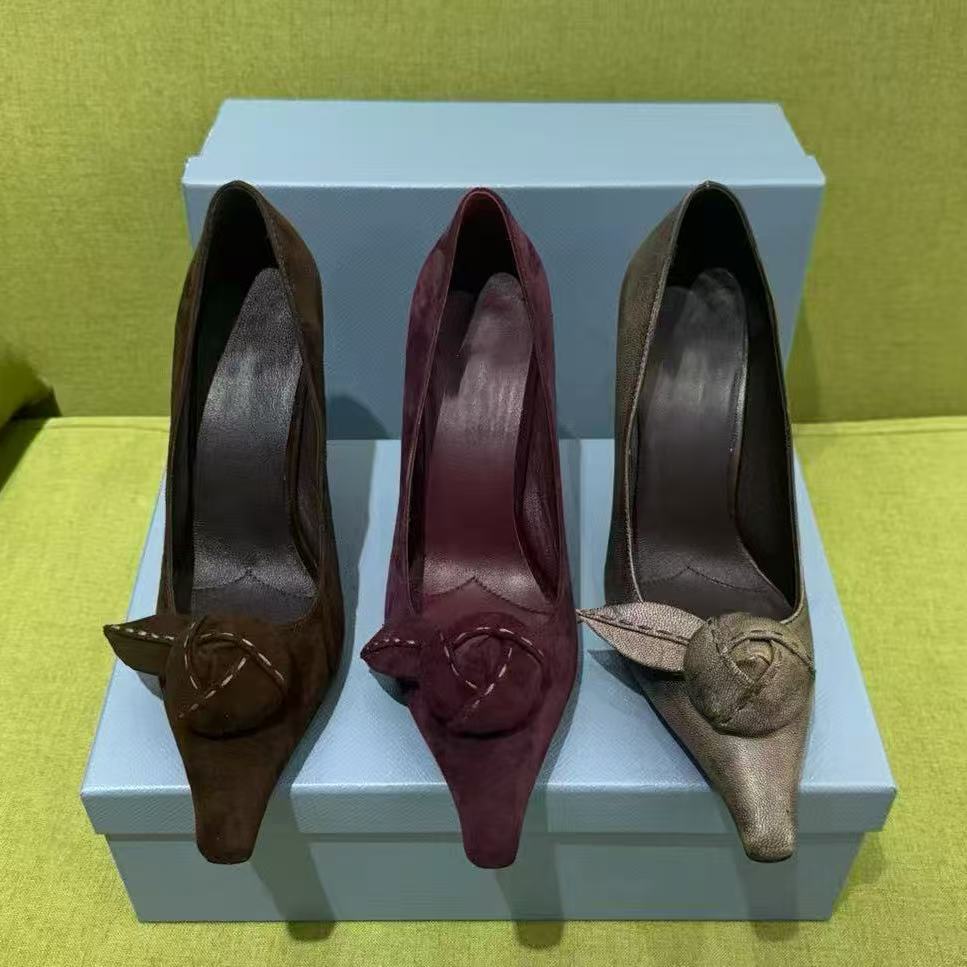 Top Quality Designer Women Pointed Toe High Heels Suede Flower Decor Pumps Elegant Formal Dress Heels Stylish Multicolor For Evening Party Banquet D