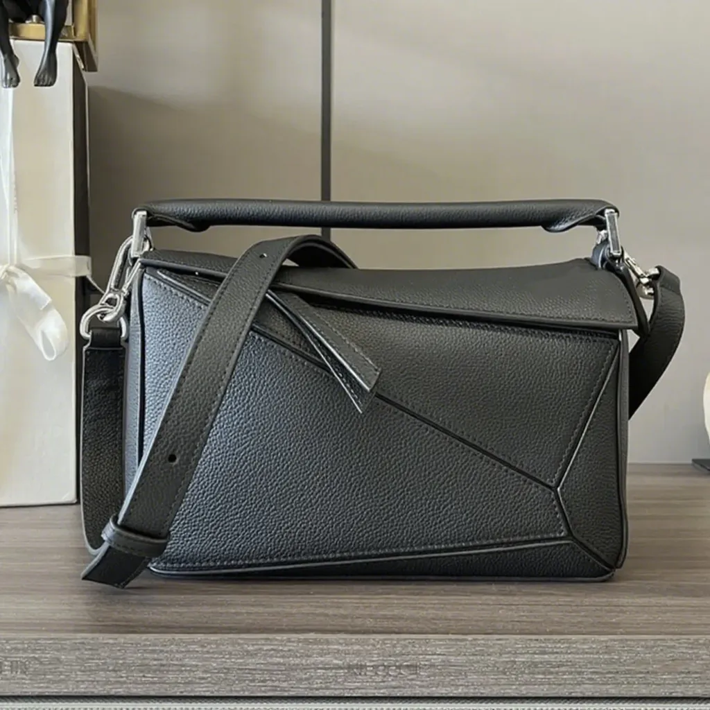 Designer Bag High Quality Handbags Shoulder Bags 10A Women's Crossbody Leather Hardware Platinum Bags Square Luxury Tote Bags Fashionable Messe
