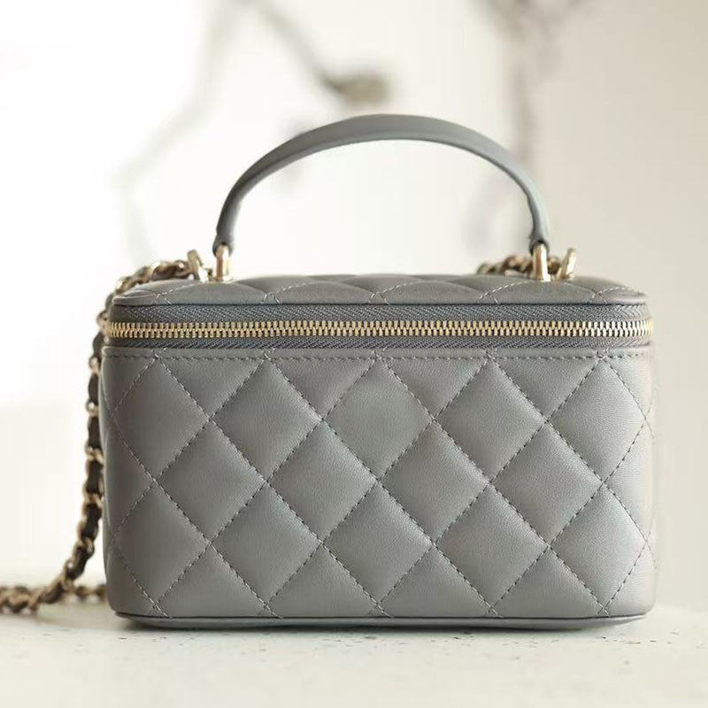Designer Women Grey Diamond Quilted Lambskin Vanity Box Bag Top Handle Makeup Case Detachable Leather Chain Crossbody Shoulder Handbag Luxury Mini C