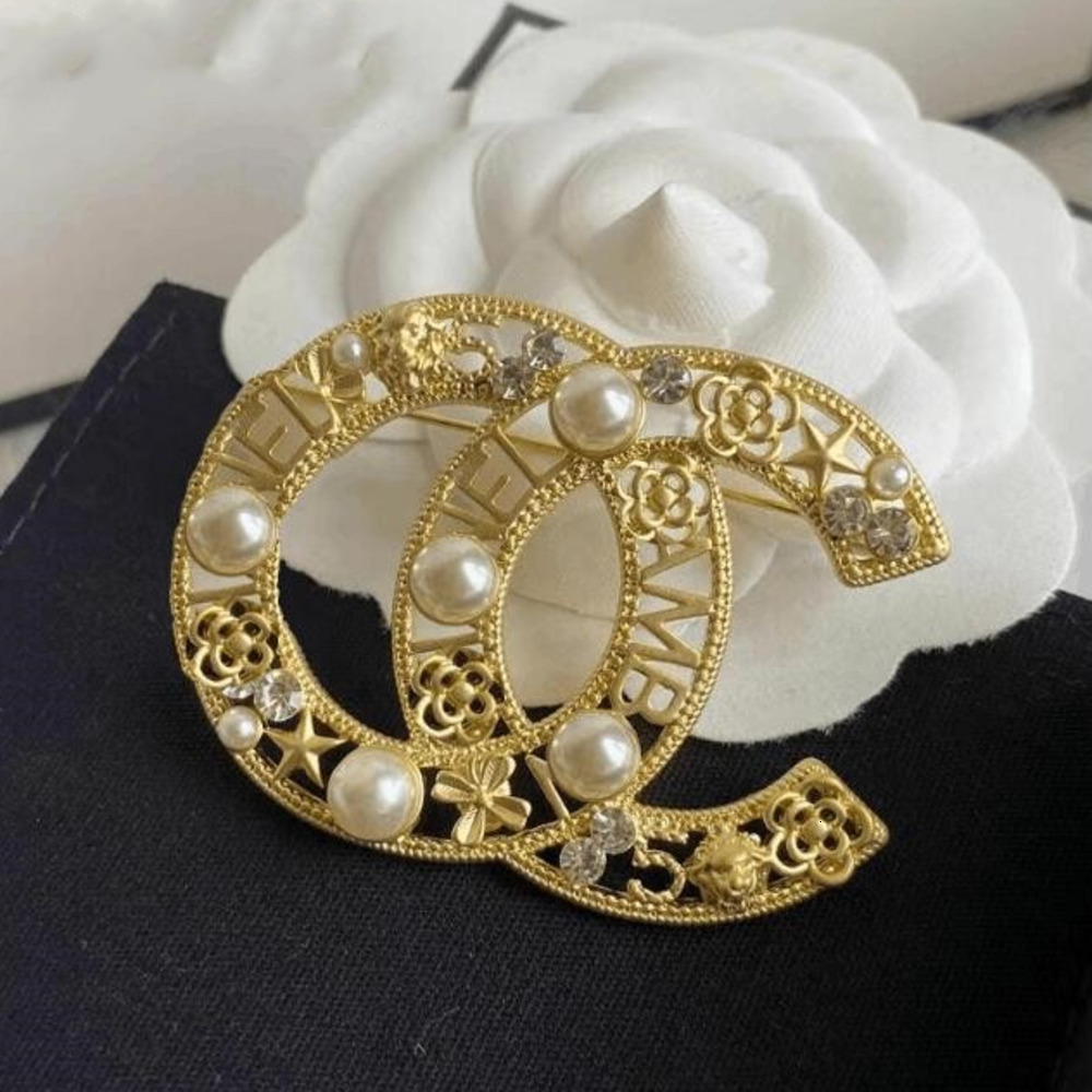 Brooches Designer Gold Plated Brooches Fashion Mens Womens Brand Double Letter Crystal Pearl Brooche Jewelry Accessoriesy 20style gift QQ