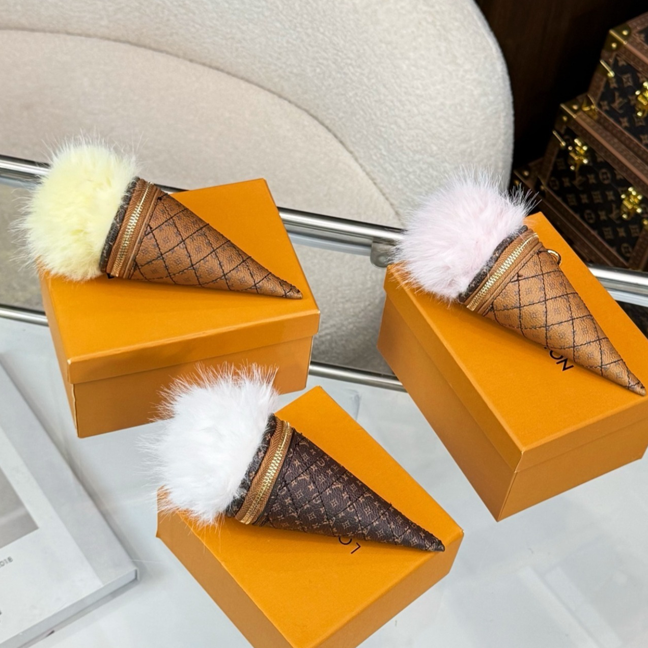 Bag Charms Luxury Mini Bagss Bags Charm Designer Key Chain Women Leather Ice Cream Keychains Mini Bag Keyring Men Accessories Luxury Lanyard Gifts