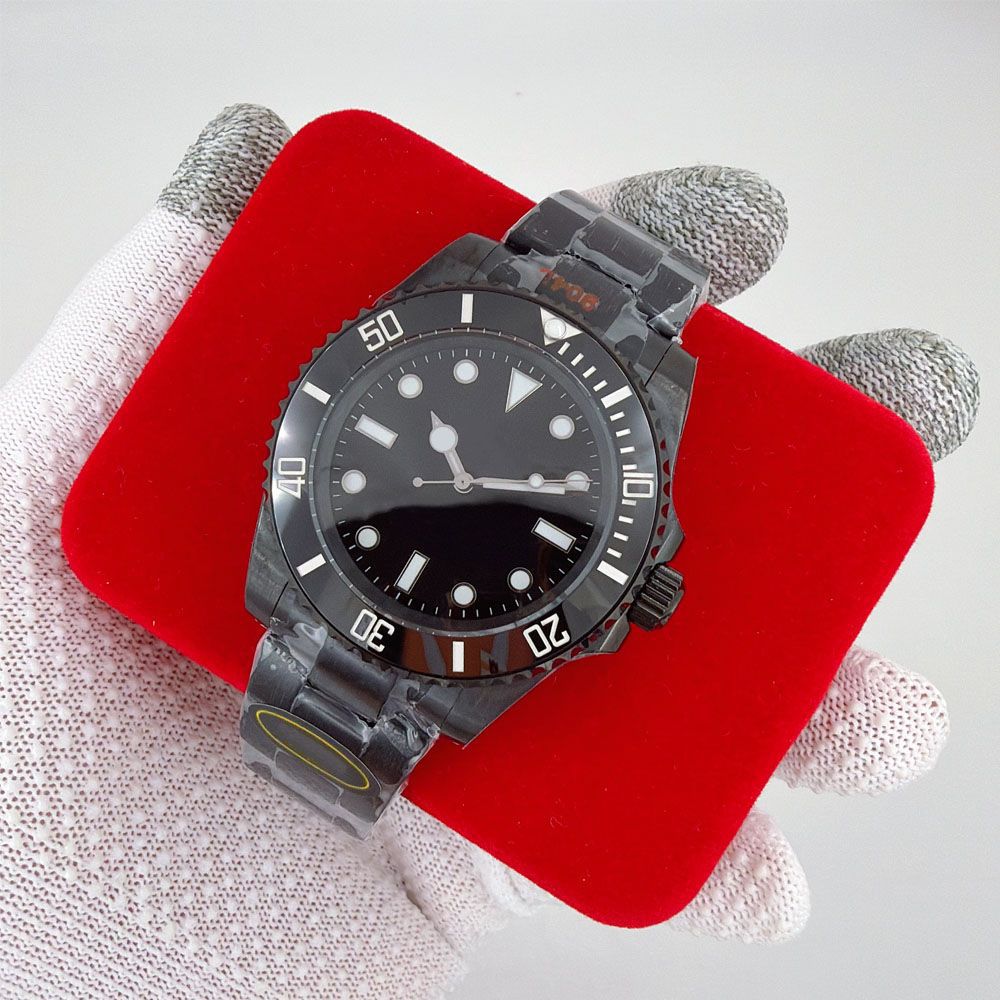 Montres-bracelets automatiques pour hommes Montre noire saphir Lunette en céramique en acier inoxydable 41 mm Montres mécaniques automatiques pou