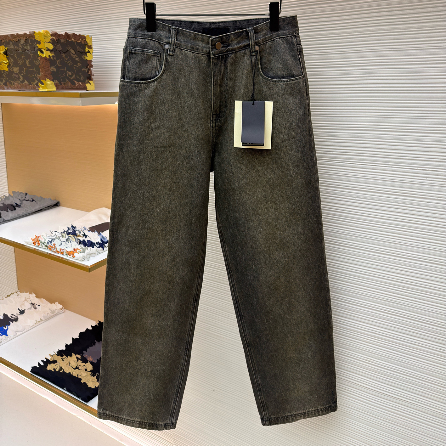 Designer brand clothing, high-quality gray tone retro vintage vintage denim pants, classic five pocket style, loose hanging feeling, wide leg versat