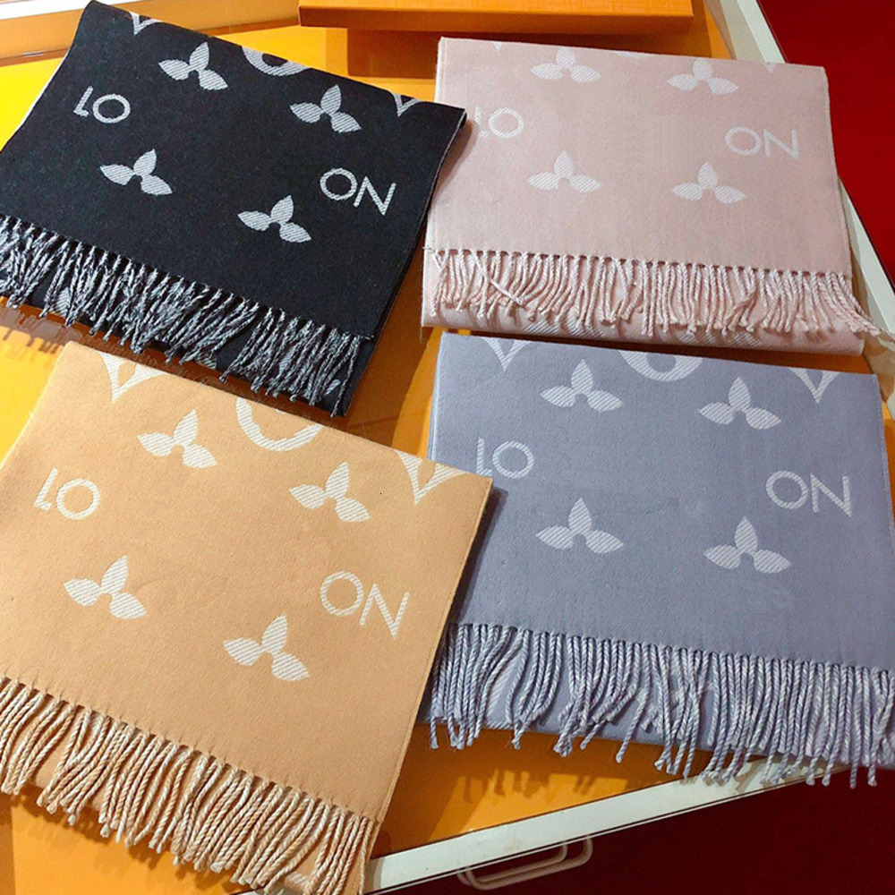 Scarves Designer Wool Scarfs Scarutumn And Winter Men Women Warm Comfortable Touch Senior Process Fashion Versatile Size 34X180cm