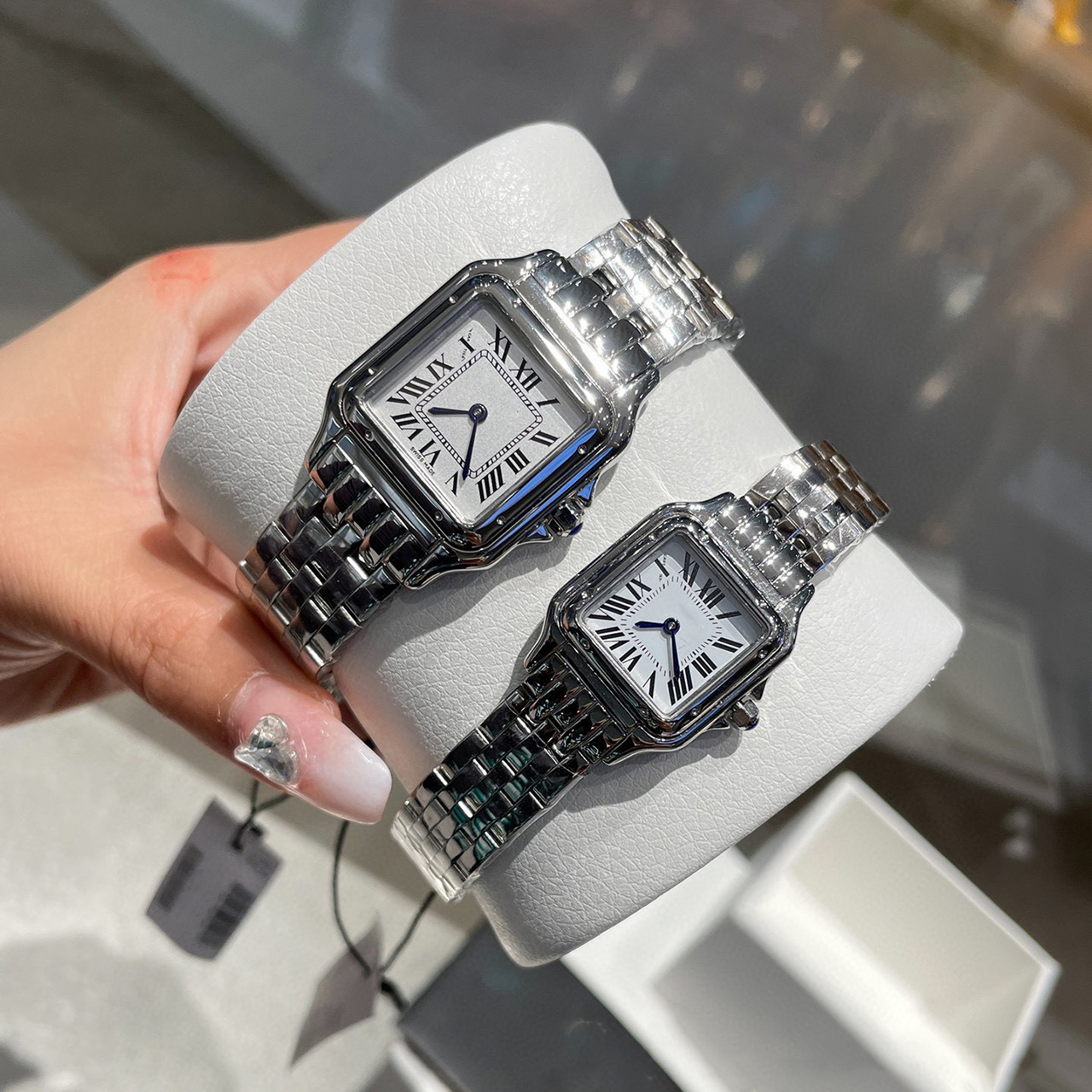 Montre-bracelet en acier inoxydable de haute qualité 30MM 37MM, montres à quartz élégantes et nobles en verre saphir étanche pour femmes et homme