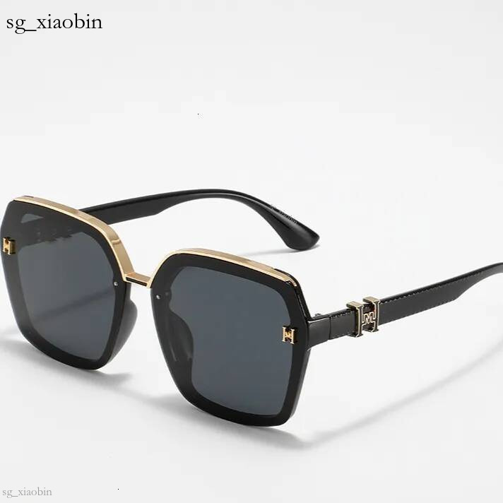 Designer Women's Luxury New Phnom Penh Letter Large Frame Polarized Sunglasses Anti Glare Travel Cycling Sunscreen Trendy Outdoor Glasses Ho