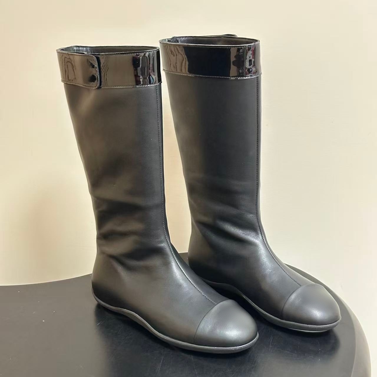 12A designer shoes boots designer womens Designer shoe European and American with pointed toe, wide shaft, straight metal buckle, mid-length boots,