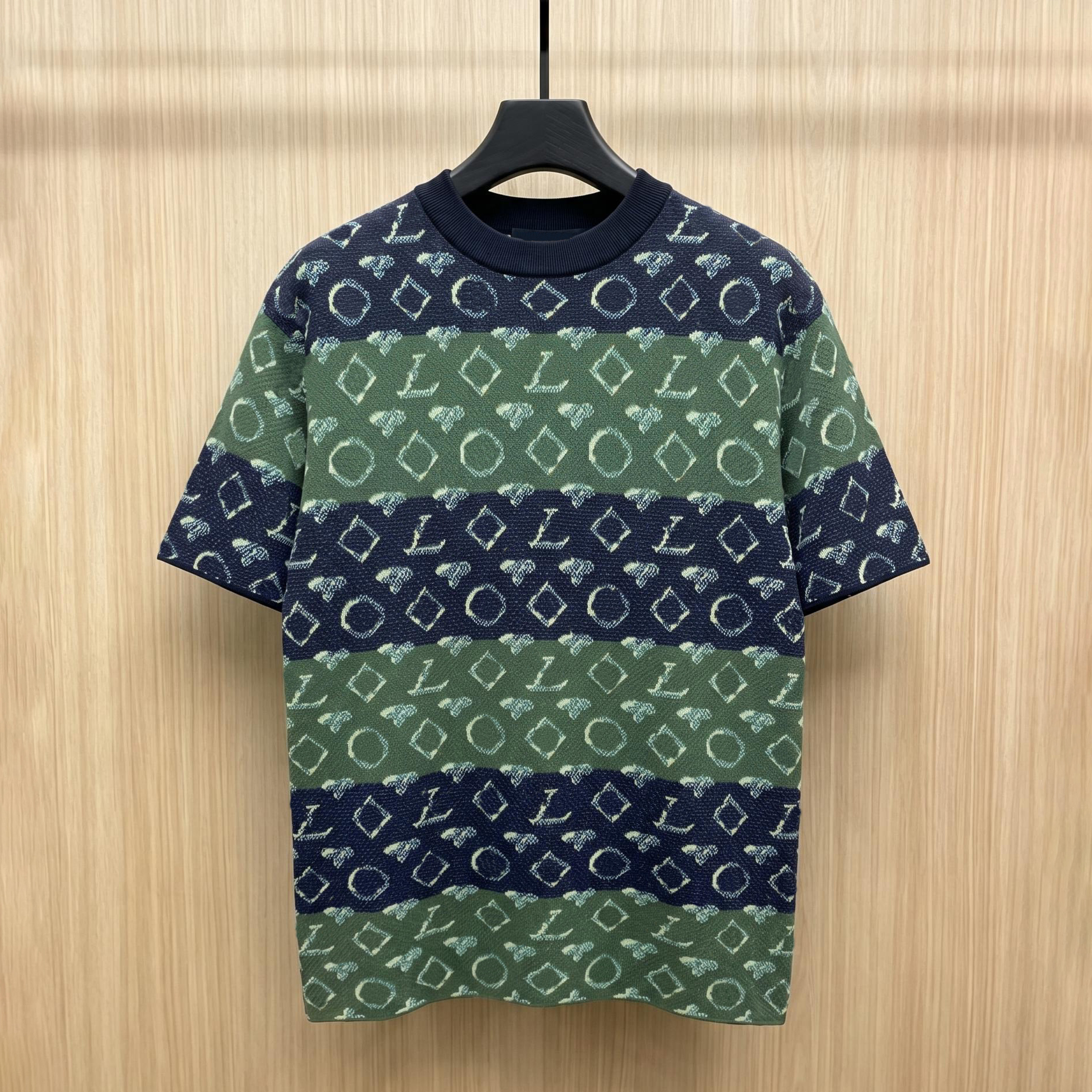 Designer brand high-quality men's T-shirt, Polo shirt, contrasting color jacquard knitted men's T-shirt, fashionable and trendy round neck