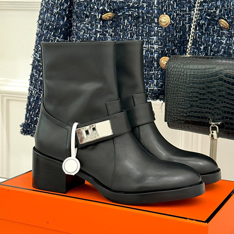 Trendy Designer Womans Ankle Boot Fashionable Black Calf Leather Metal Buckle Shoe Upper Short Boots Womens Outdoor Daily Commuting Short Boots
