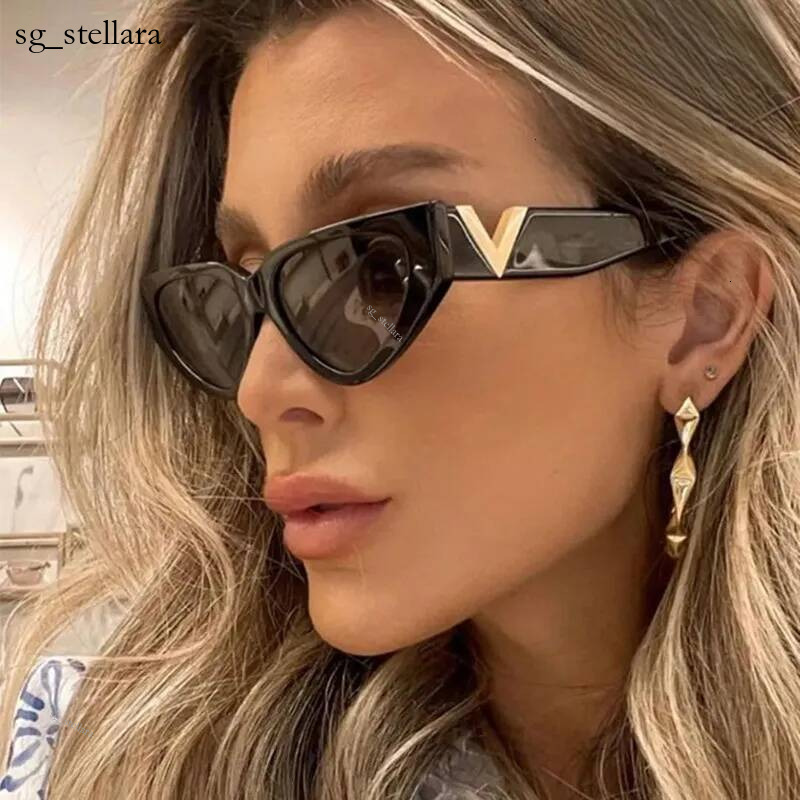 Lunettes de soleil de luxe en forme de V pour femmes, petit cadre Triangle œil de chat, tendance simple, mode cyclisme en plein air, randonnée, t