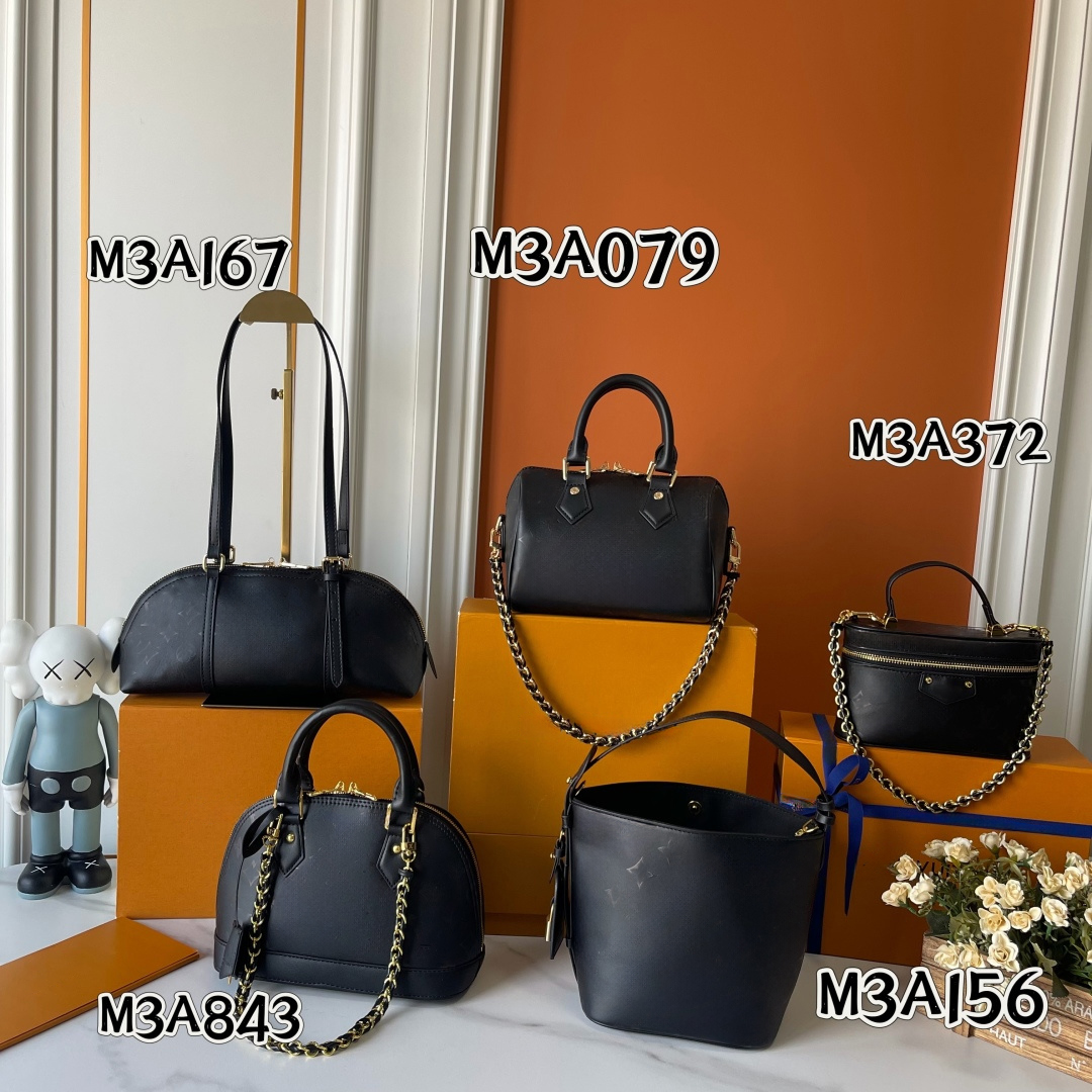 M3A842. Shopping bag Large tote bag Designer Shoulder bag for women Master Quality Luxury Bag Leather crossbody bag Hobo purse wallet Chain Luxury H