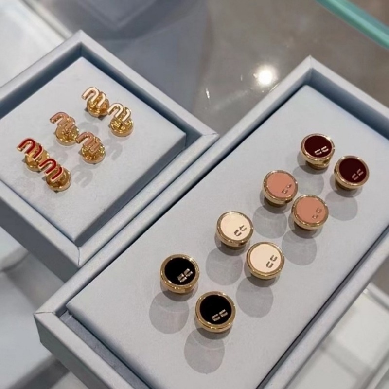 Luxury Round Enamel Stud Earrings 18K Gold Plated Mini Letter Button Earrings Classic Designer Dainty Earrings for Women Trendy Jewelry Gift for Dai