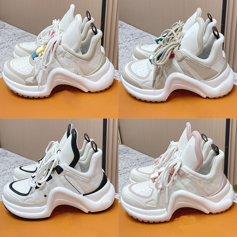 Men Women Sneaker Designer Splices Breathable Punched Lace Up Shoes With Wavy Thick Sole Lightweight Sponge Sole Fashion Street Style Basketball Sho