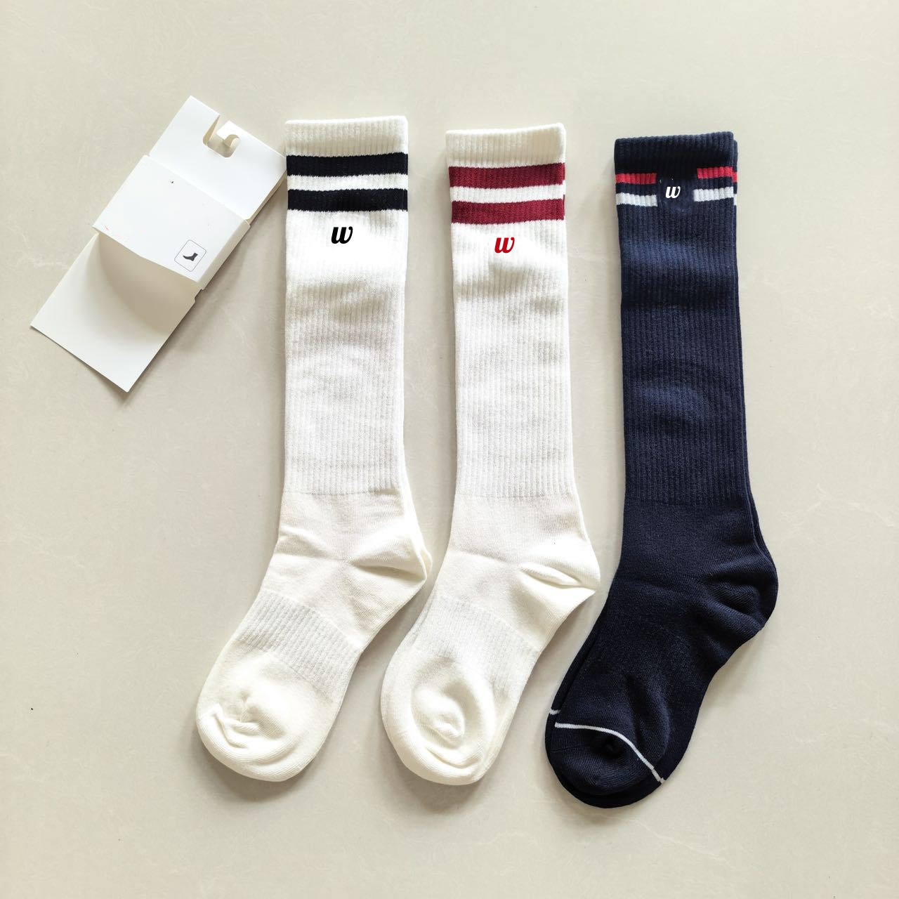 E7441 Chaussettes de sport à Double aiguille pour femmes, chaussettes d'extérieur de Style Tennis, mélange de coton, chaussettes sportives aux ge