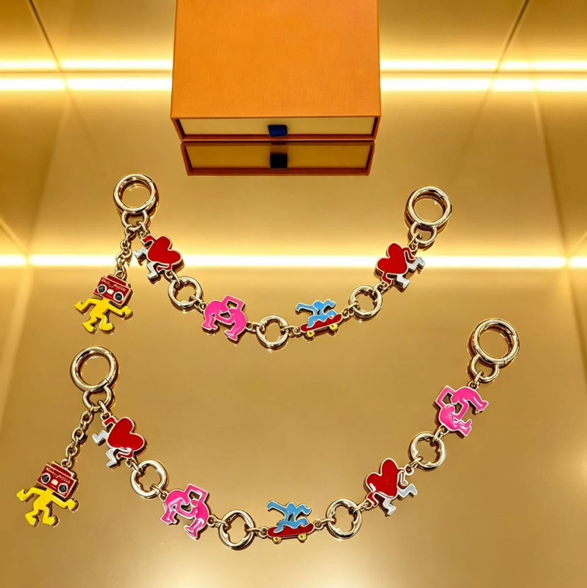 Luxury Designers Keychain Car Key Chain Keychains Fashion Leisure Keith Haring Flower Men Women Bag Pendant Accessories Keychain gift 10 styles