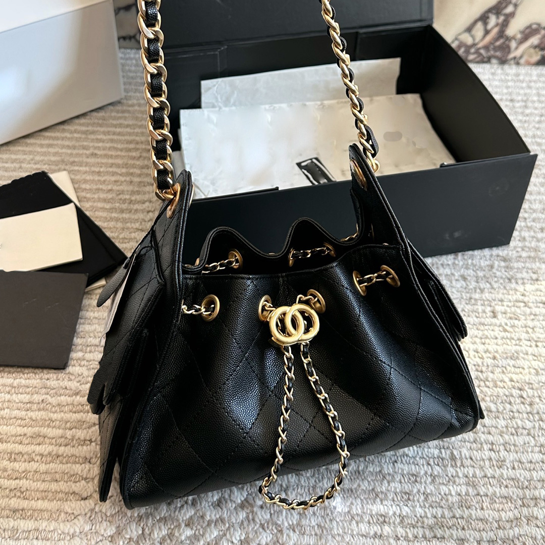 Hobo Bag Genuine Leather Bucket Bag Luxury Crossbody Bag New Classic Style Black with Gold Accents Large-Capacity Crossbody Bag Fashionable Style Cr